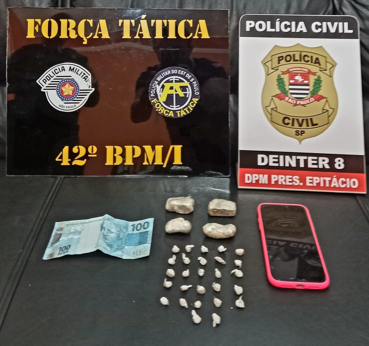 Rapaz é flagrado com porções de crack em casa e acaba preso por tráfico de droga em Pres. Epitácio | Presidente Prudente e Região