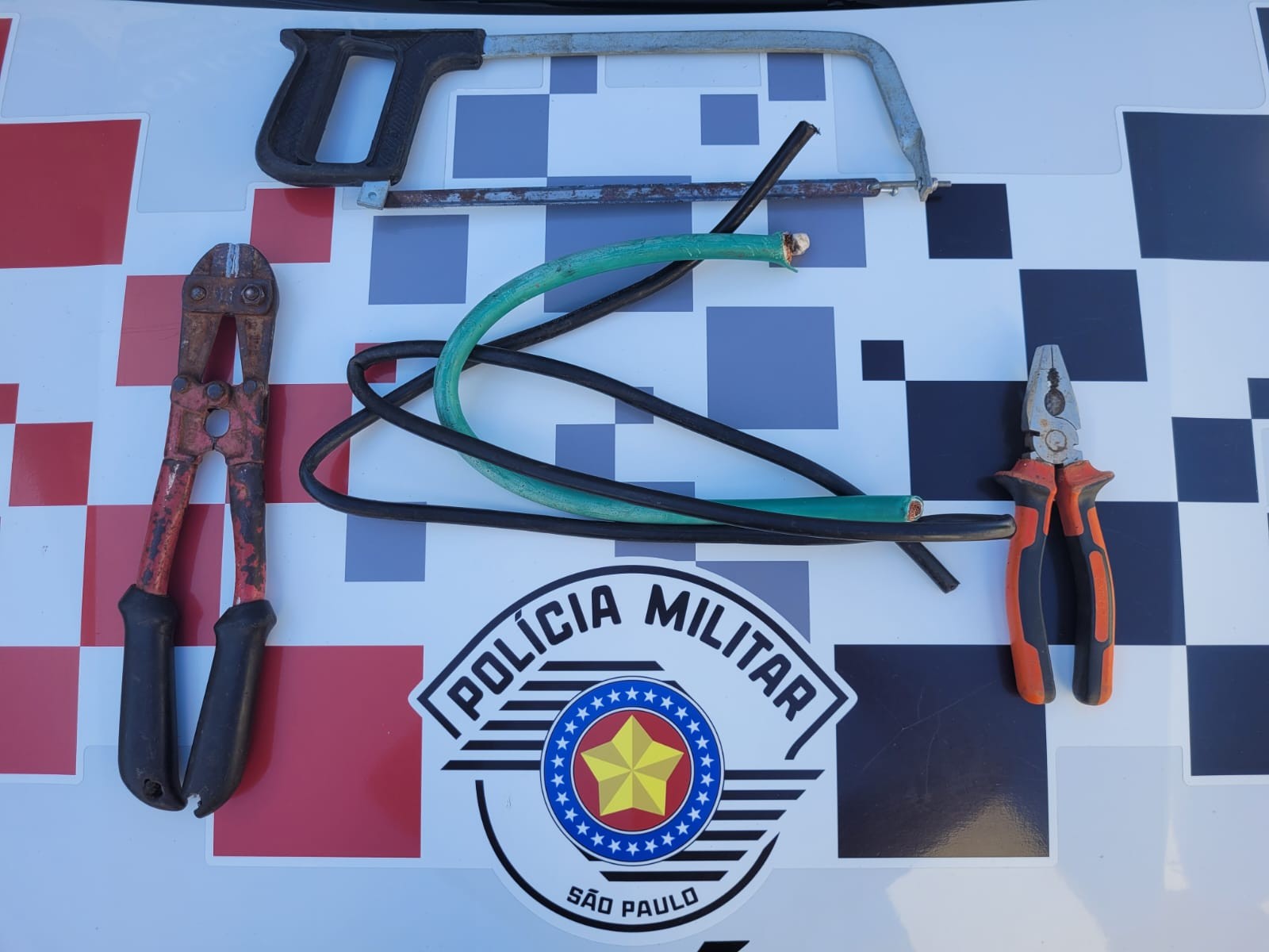 Suspeito de furtar fios de estação repetidora de sistema de rádios da polícia é preso em Pres. Prudente | Presidente Prudente e Região