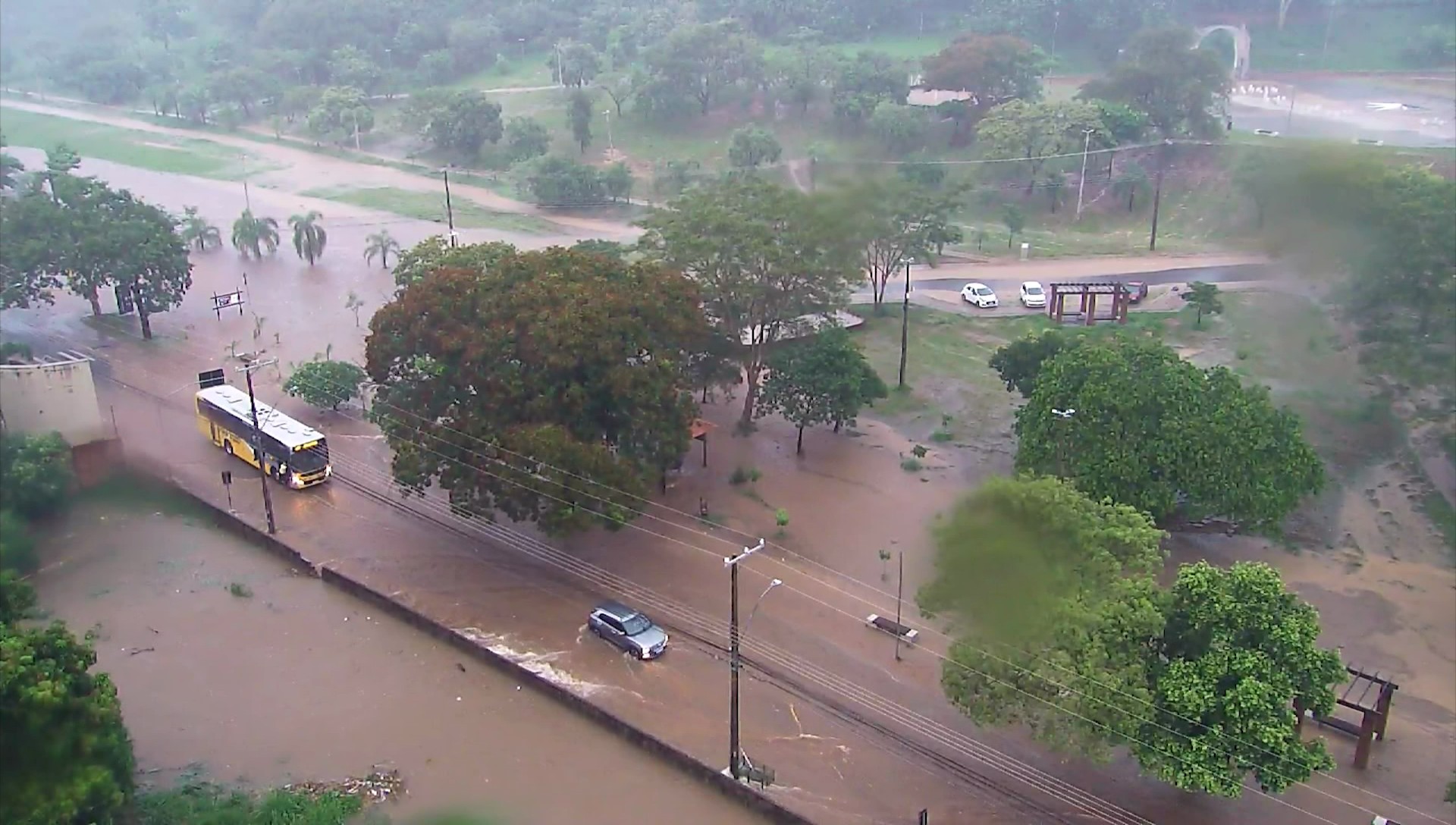 Justiça marca para outubro audiência em busca de solução definitiva para os problemas de enchentes no Parque do Povo