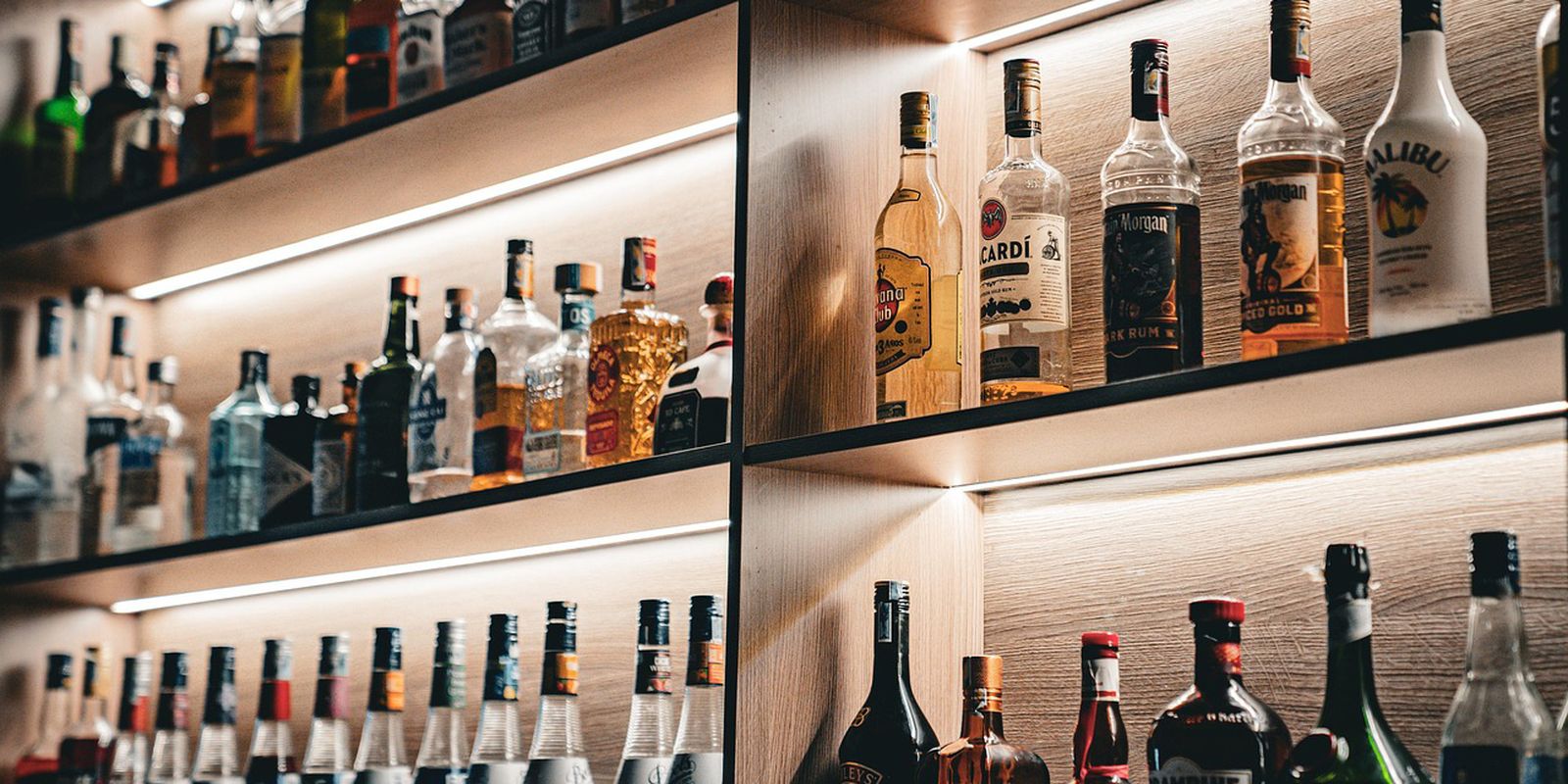 Lula sanciona aumento de pena por venda de bebida alcoólica a menores