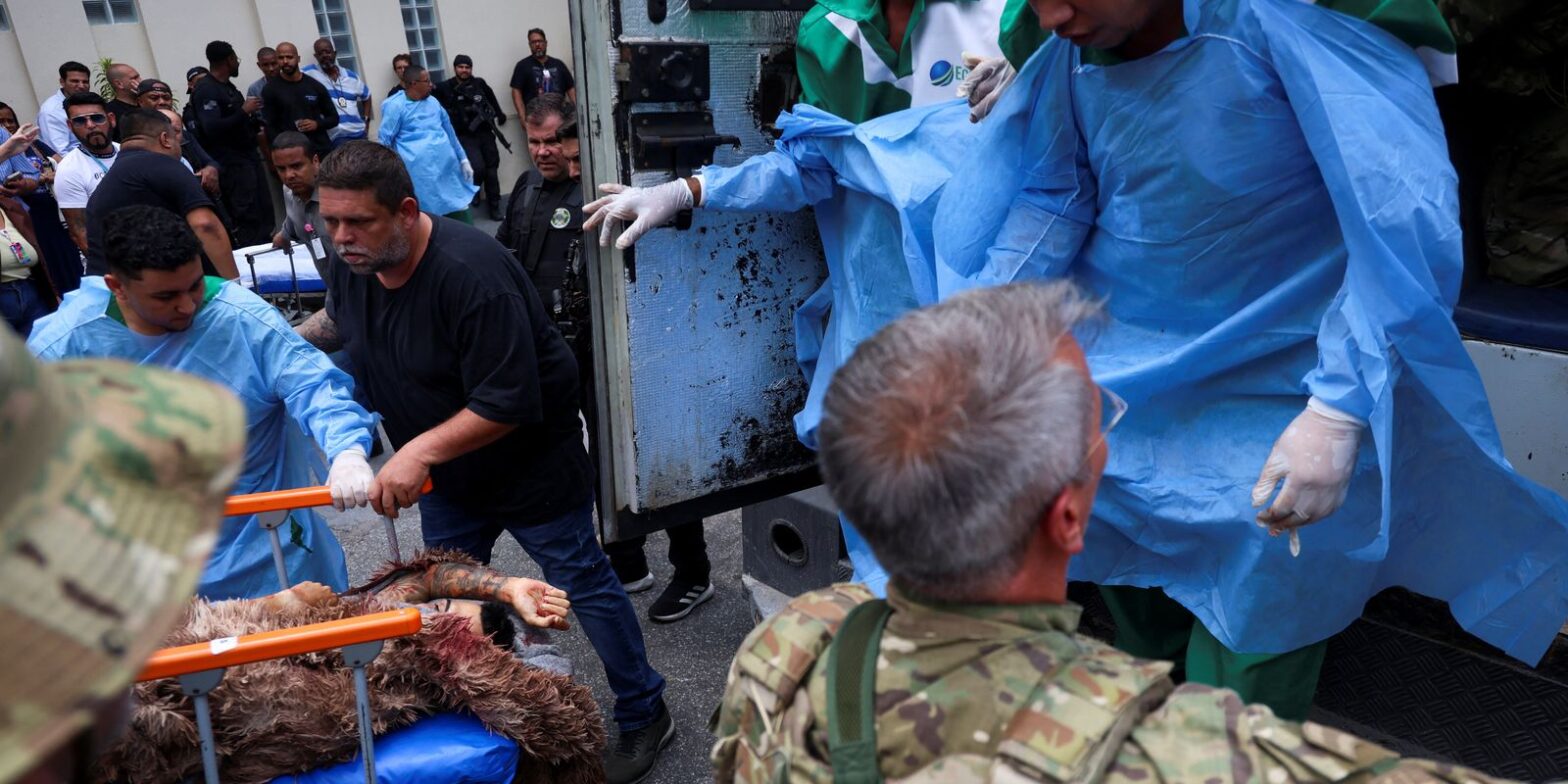Operação no Rio contra facções criminosas registra 64 mortes