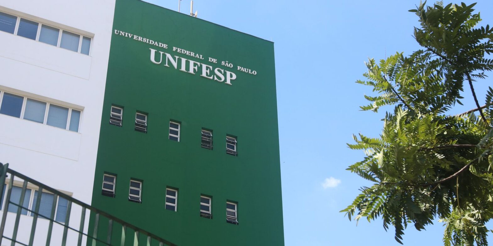 Polícia Federal faz operação em Santos contra ameaças à Unifesp