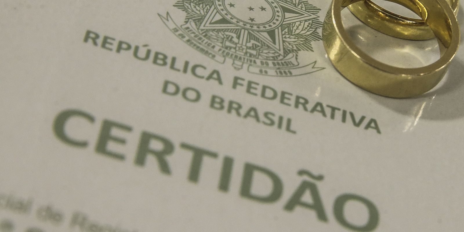 Pela primeira vez, uniões consensuais superam casamento formal no país