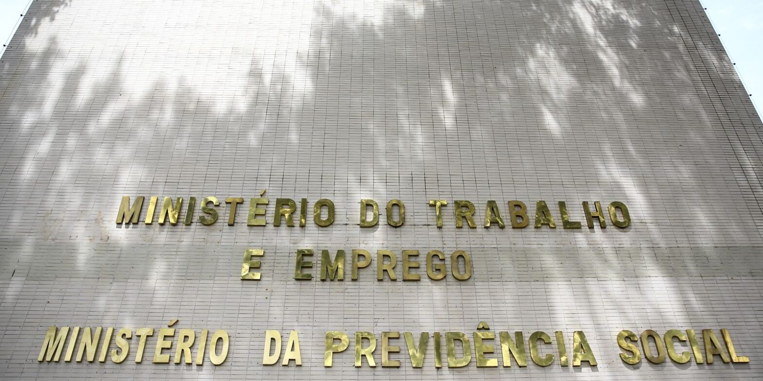 Secretário-executivo do Ministério da Previdência tem prisão decretada
