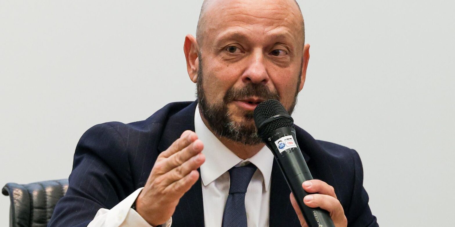 Aposentados têm até 14 de fevereiro para pedir ressarcimento ao INSS