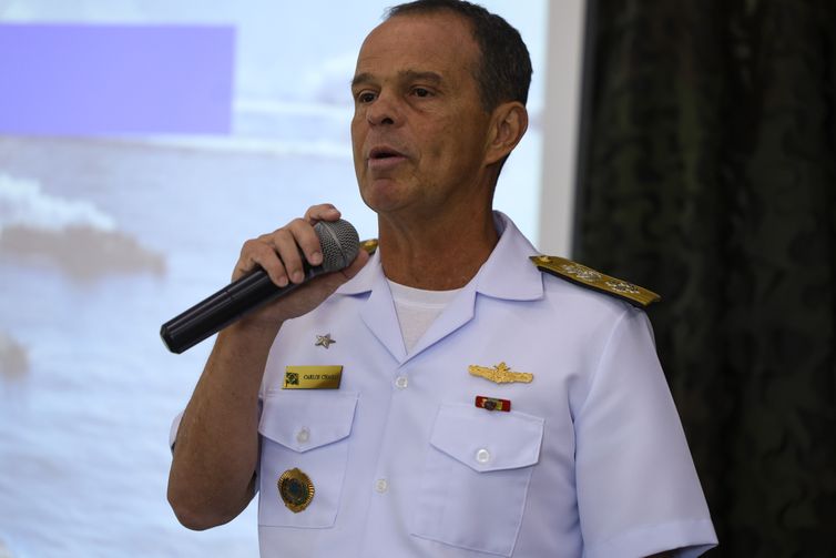 Tomaz Silva/Agência Brasil Rio de Janeiro (RJ), 04/03/2026 – O almirante Carlos Chagas durante apresentação das inovações tecnológicas do Corpo de Fuzileiros Navais, na Ilha das Cobras, na região central do Rio de Janeiro. Foto: Tomaz Silva/Agência Brasil