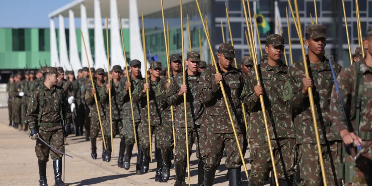 Formação militar: fixadas vagas para negros, indígenas e quilombolas