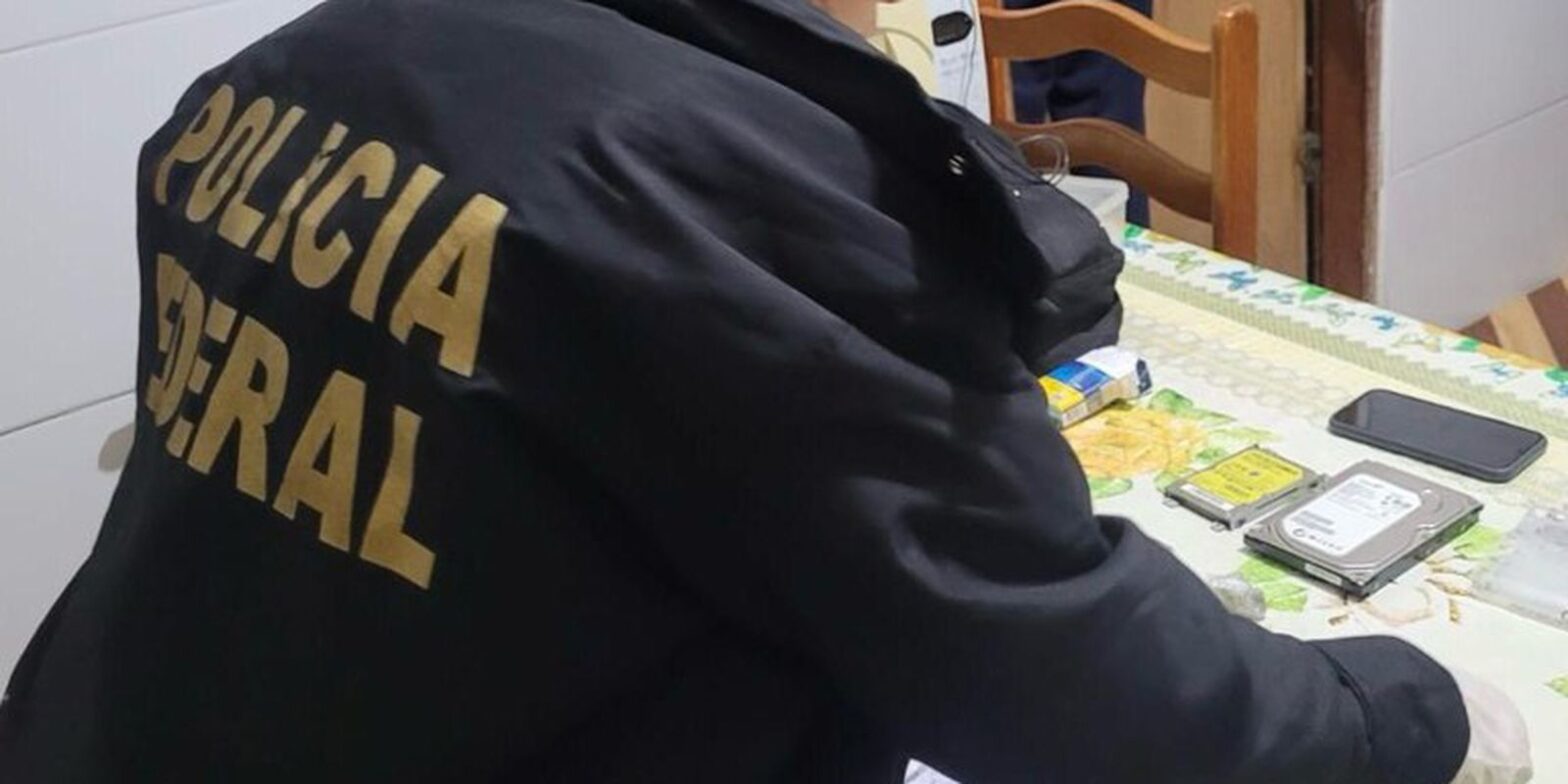 PF faz operação para combater apologia ao nazismo na internet