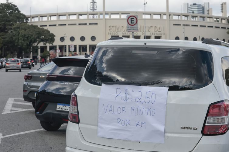 Paulo Pinto/Agência Brasil São Paulo (SP), 14/04/2026 - Motoristas de aplicativos e motoboys de delivery fazem manifestação contra o PL 152.
Foto: Paulo Pinto/Agência Brasil