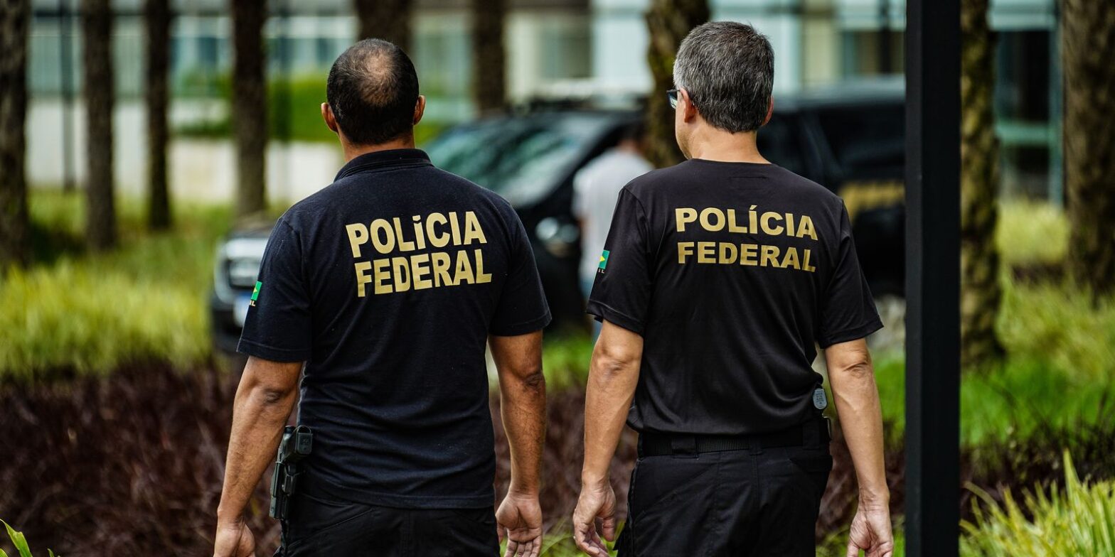 PF faz ação contra apologia ao nazismo no interior do Rio de Janeiro
